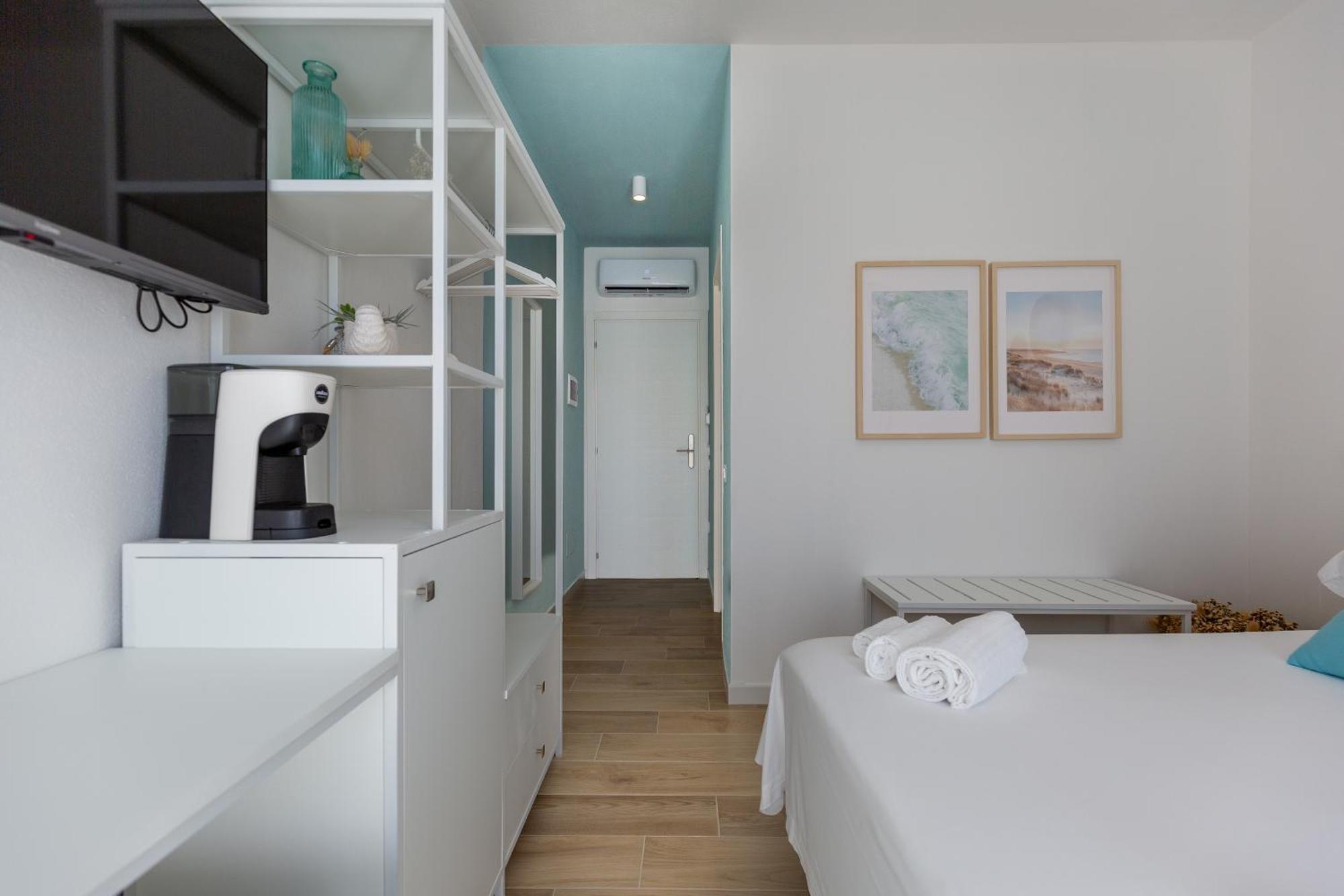 Delphis Pula Rooms Luaran gambar