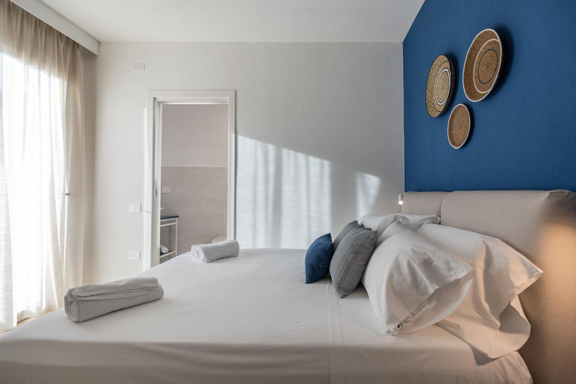 Delphis Pula Rooms Luaran gambar