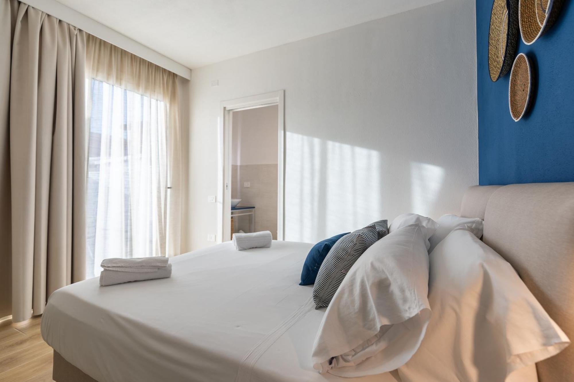 Delphis Pula Rooms Luaran gambar