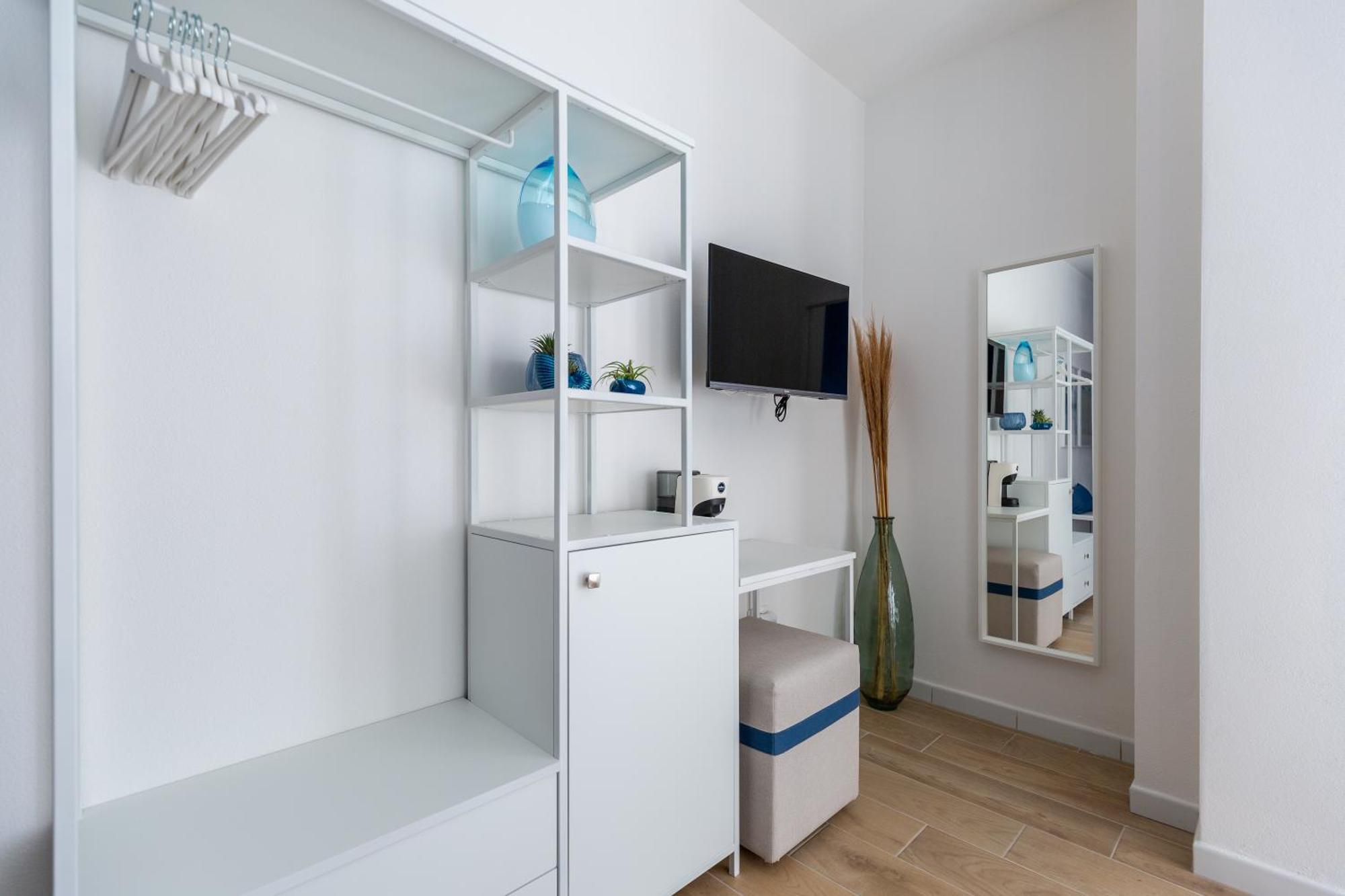 Delphis Pula Rooms Luaran gambar